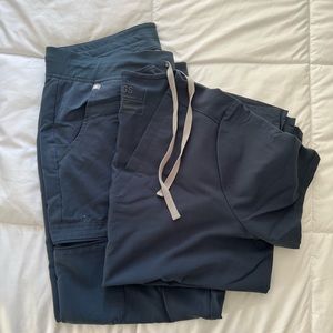 Navy blue scrub set. Jogger pants set. Used only a few times.